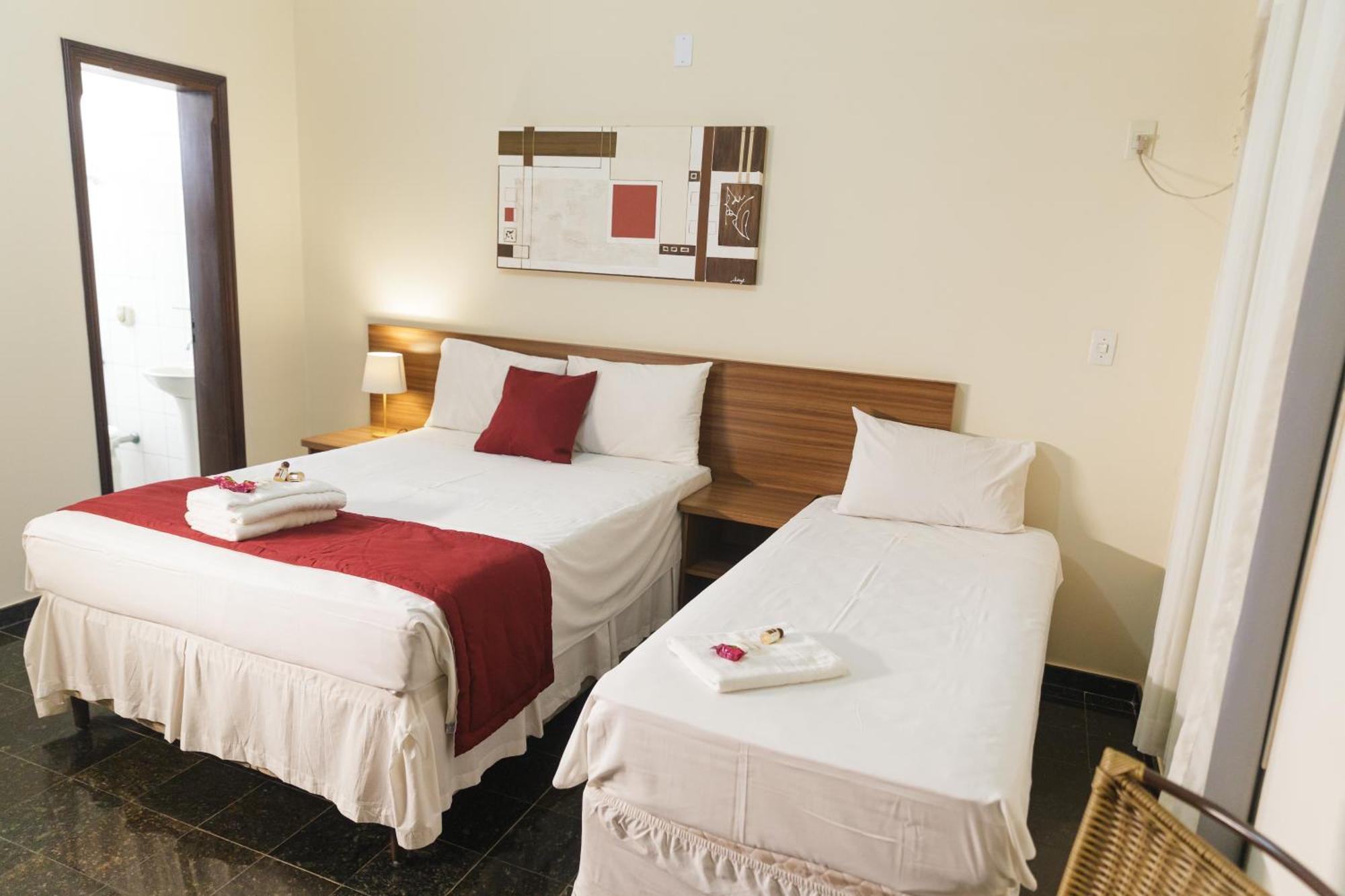 Village Golden Hotel Jales Екстериор снимка