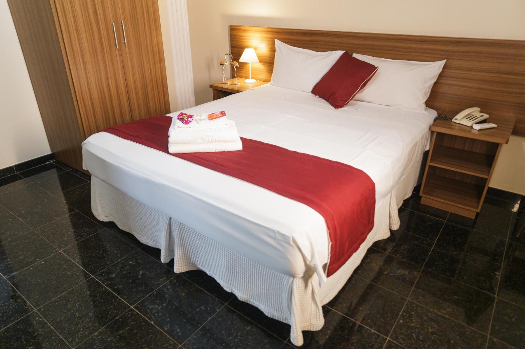 Village Golden Hotel Jales Екстериор снимка
